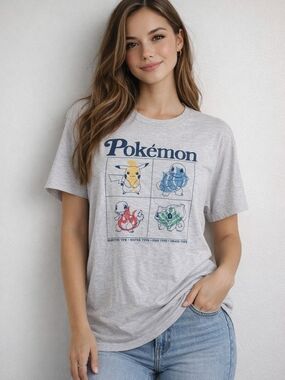 Pokémon Graphic Tee with Pikachu, Squirtle, Charmander & Bulbasaur - Light Gray